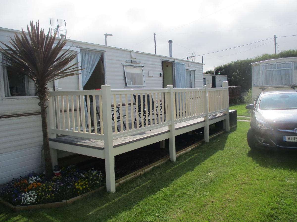 Summer Breeze Caravan Бэктон Экстерьер фото
