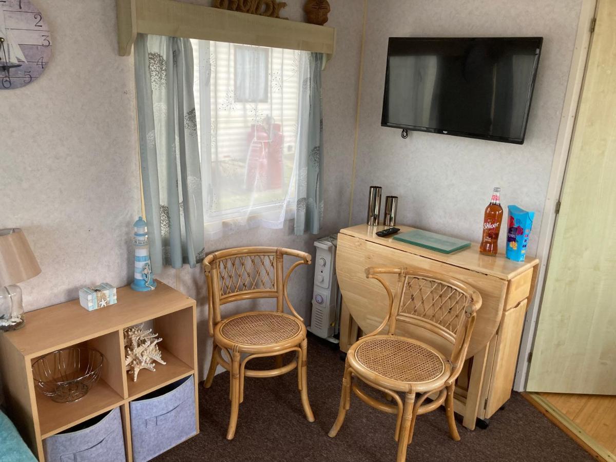 Summer Breeze Caravan Бэктон Экстерьер фото